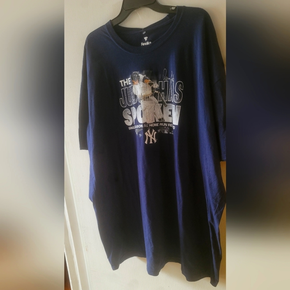 NWOT-New York Yankees Aaron Judge Tee Shirt